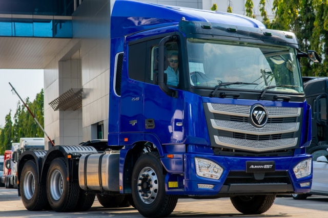 Thailand Gandeng China Produksi Truk dan Bus Murah